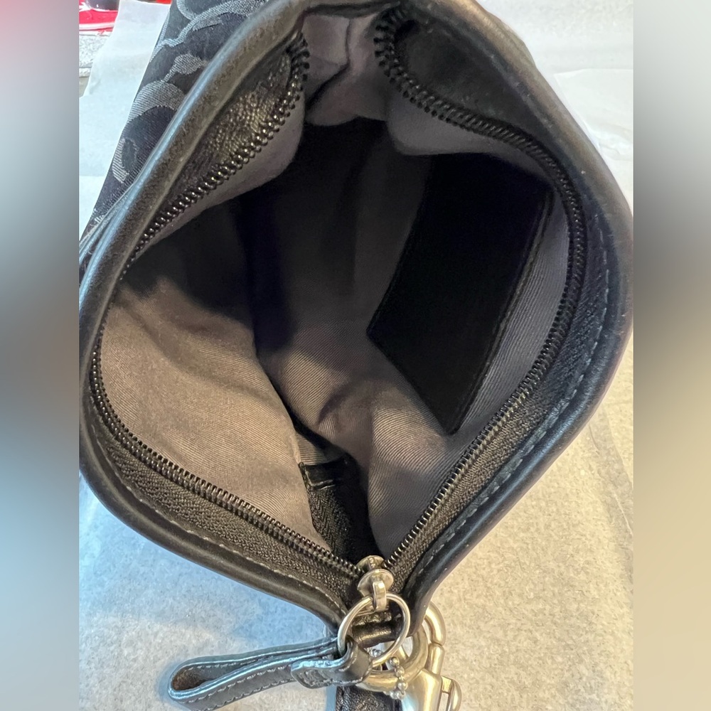 Coach Optic C‎ Cross Body Bag #10148 - Picture 10 of 13